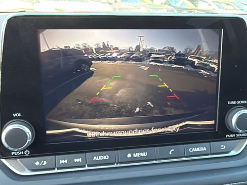 Certified 2023 Nissan Rogue SV image 14