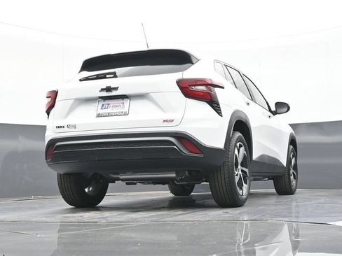New 2026 Chevrolet Trax RS w/ Driver Confidence Package FWD image 40