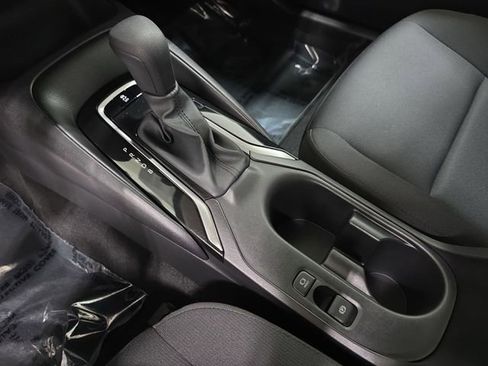 Certified 2025 Toyota Corolla LE image 22