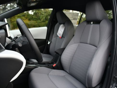 New 2026 Toyota Corolla SE image 5