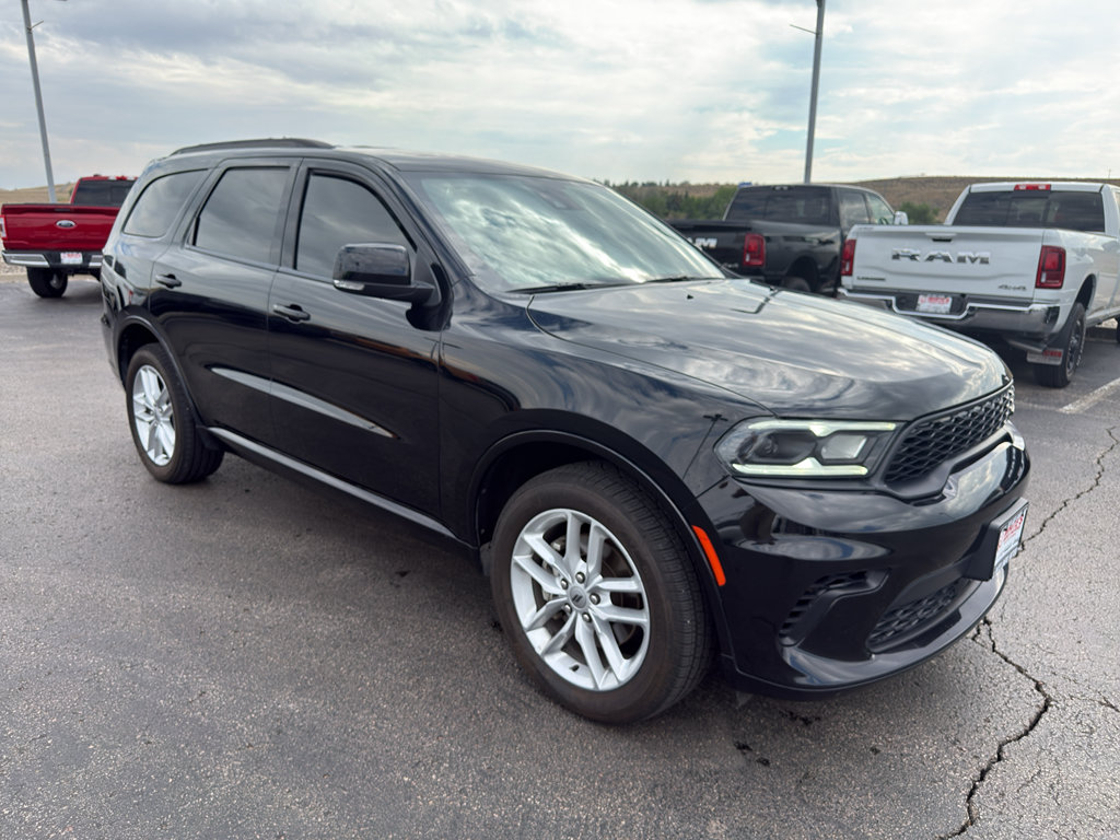 Used 2024 Dodge Durango GT AWD/4WD image 3