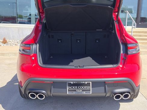 New 2025 Porsche Macan image 14