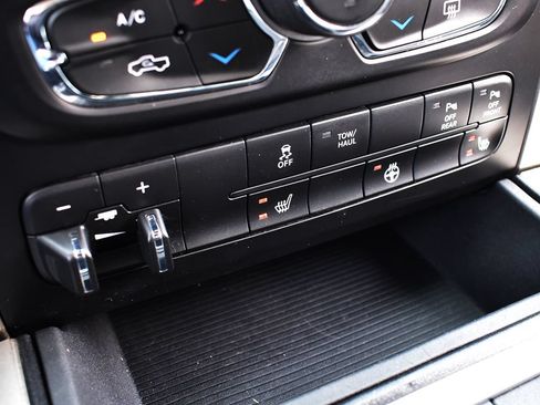 Used 2017 RAM 1500 Big Horn AWD/4WD image 22