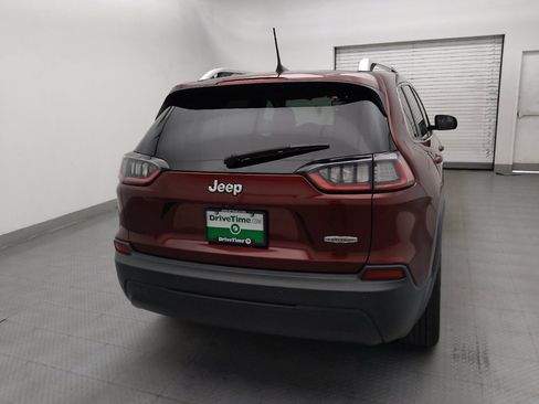 Used 2019 Jeep Cherokee Latitude Plus w/ Comfort/Convenience Group FWD image 7