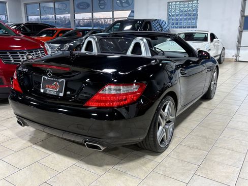 Used 2016 Mercedes-Benz SLK 300 image 28