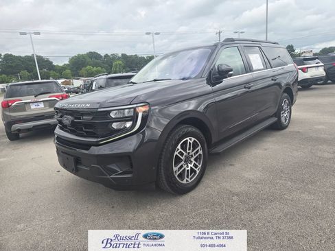 Used 2025 Ford Expedition Max Active AWD/4WD image 1