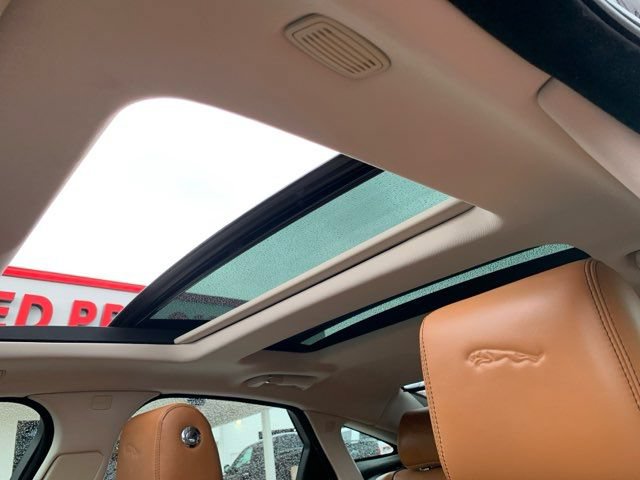 Used 2019 Jaguar XJ Supercharged RWD image 45