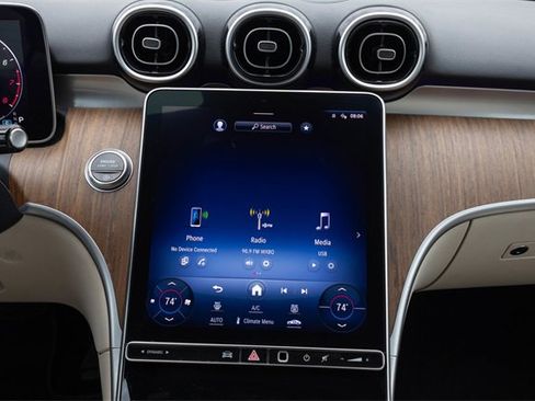 Used 2023 Mercedes-Benz C 300 4MATIC Sedan image 25