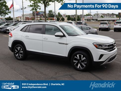 Used 2021 Volkswagen Atlas Cross Sport SE FWD image 1