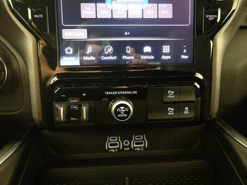 Used 2026 RAM 1500 Big Horn AWD/4WD image 28