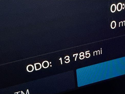 Used 2025 Volvo XC40 B5 Core image 19