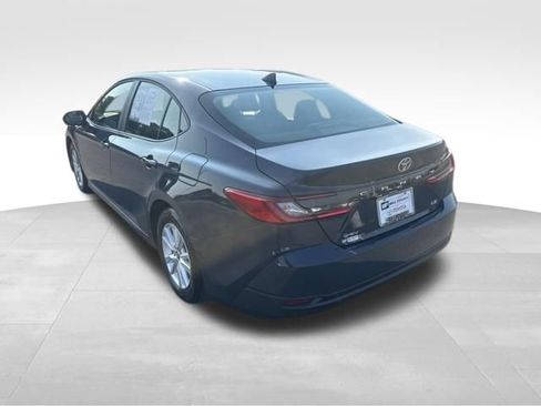 Used 2026 Toyota Camry LE FWD image 3