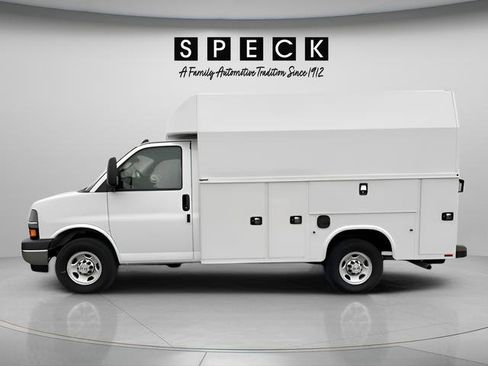 New 2025 Chevrolet Express 3500 w/ Power Convenience Package RWD image 2