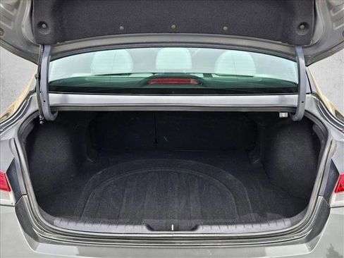 Used 2025 Hyundai Elantra Limited FWD image 22