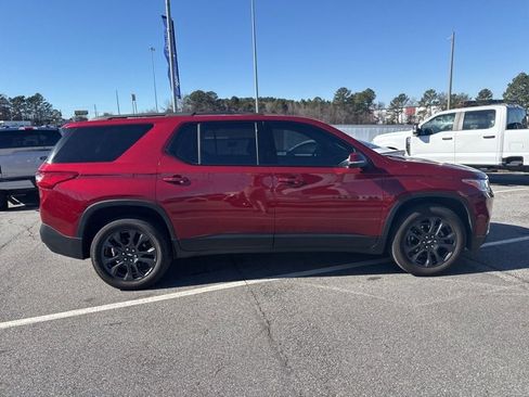 Used 2021 Chevrolet Traverse RS image 5