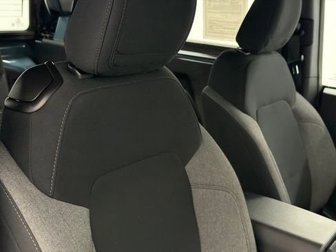 Used 2023 Ford Bronco 2-Door w/ Sasquatch Package image 10