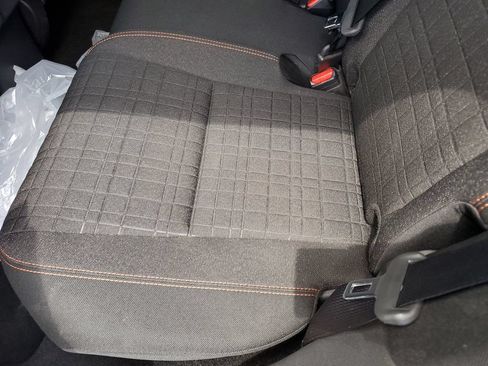 Used 2025 Honda HR-V Sport image 15