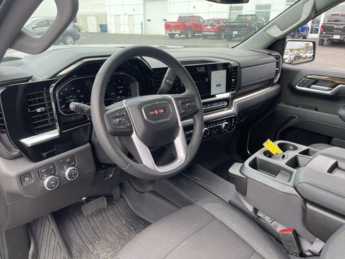 Used 2025 GMC Sierra 1500 Elevation AWD/4WD image 10