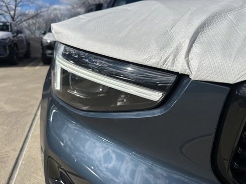 New 2026 Volvo XC40 B5 Ultra w/ Protection Package Premier image 10