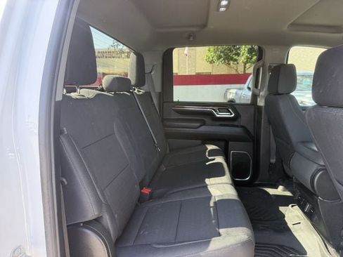 Used 2024 Chevrolet Silverado 2500 LT AWD/4WD image 32