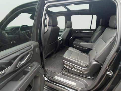 Used 2023 GMC Yukon XL Denali w/ Max Trailering Package AWD/4WD image 19