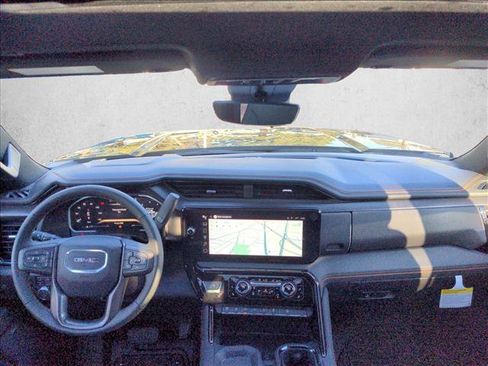 New 2026 GMC Sierra 2500 AT4 w/ AT4 Premium Plus Package image 17