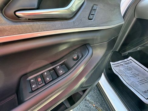 New 2025 Jeep Grand Cherokee Limited w/ Black Appearance Package image 19