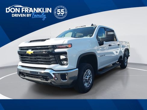 Used 2025 Chevrolet Silverado 2500 W/T AWD/4WD image 1