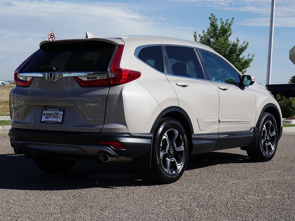 Used 2019 Honda CR-V Touring image 5
