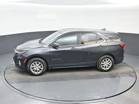 Used 2022 Chevrolet Equinox LT AWD/4WD image 18