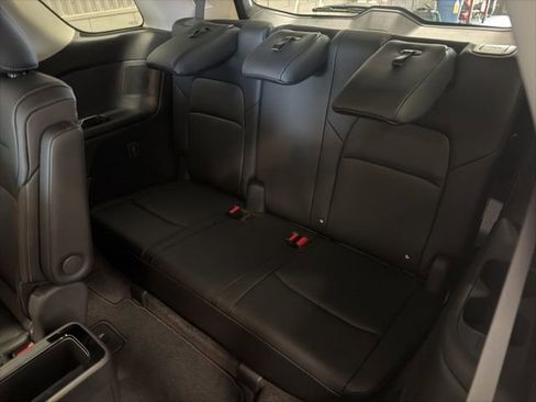 New 2026 Nissan Pathfinder SL AWD/4WD image 10