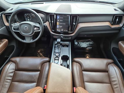 Used 2021 Volvo XC60 T5 Inscription w/ Advanced Package image 14