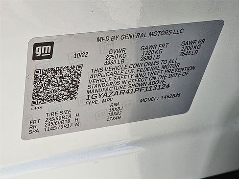 Used 2023 Cadillac XT4 Luxury w/ Cold Weather Package FWD image 31