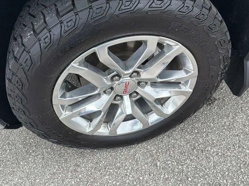 Used 2020 GMC Sierra 1500 SLT image 12