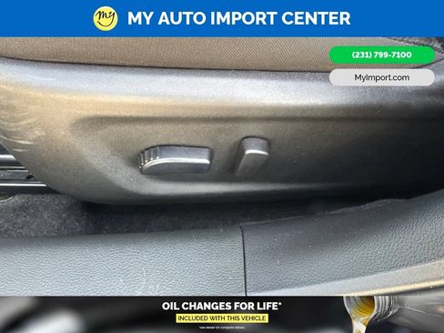 Used 2025 Nissan Altima 2.5 SV w/ SV Special Edition Package AWD/4WD image 12