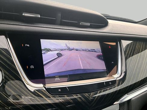 Used 2024 Cadillac XT6 Premium Luxury FWD image 23