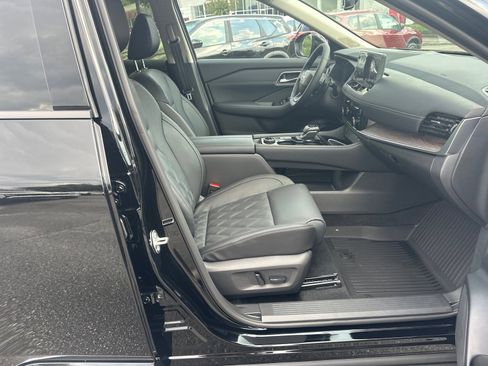 New 2026 Nissan Rogue Platinum w/ Platinum Premium Package image 13