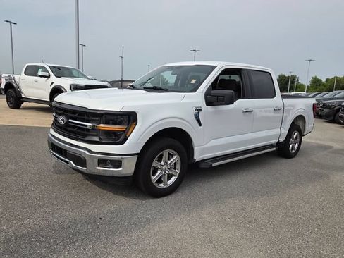 Used 2025 Ford F150 XLT w/ Equipment Group 301A Standard RWD image 3