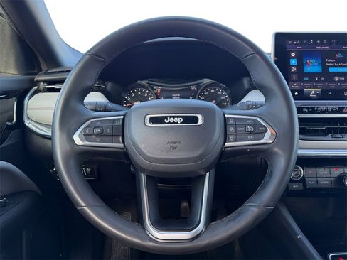 Certified 2024 Jeep Compass Limited image 12