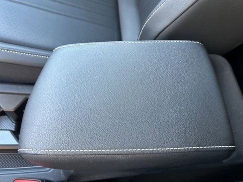 Certified 2024 Volkswagen Tiguan SE image 23