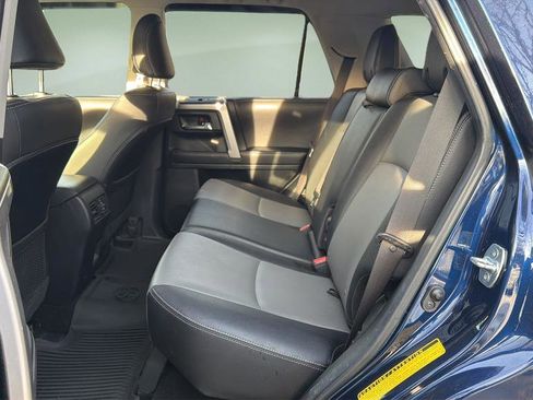 Used 2022 Toyota 4Runner SR5 Premium image 17