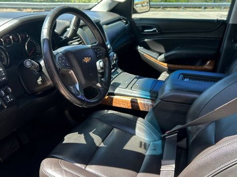 Used 2018 Chevrolet Tahoe Premier AWD/4WD image 9