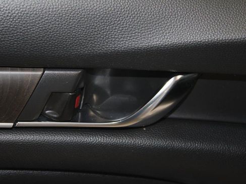 Used 2021 Honda Accord EX image 7