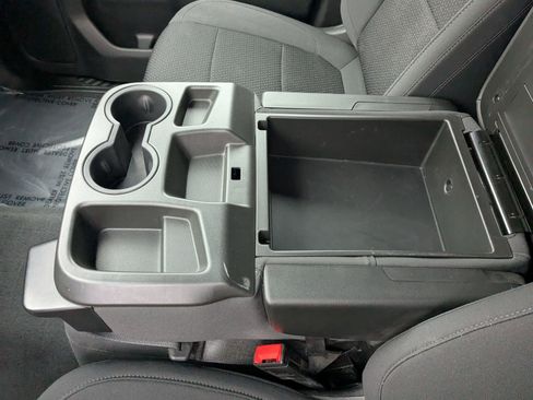 Used 2022 Chevrolet Silverado 2500 Custom w/ Custom Value Package image 27