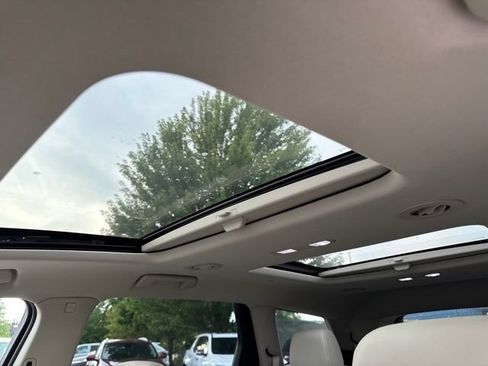Used 2019 Buick Enclave Premium w/ Trailering Package, 5000 lbs. AWD/4WD image 25