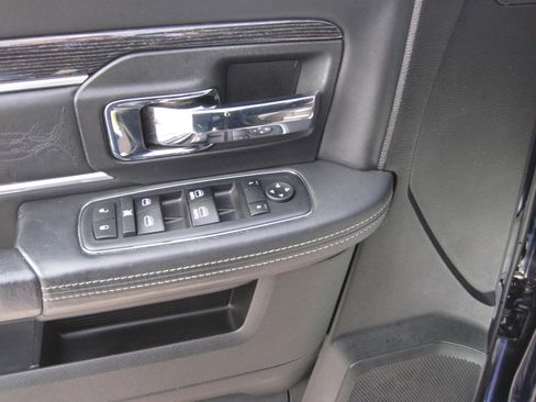 Used 2017 RAM 1500 Limited AWD/4WD image 17