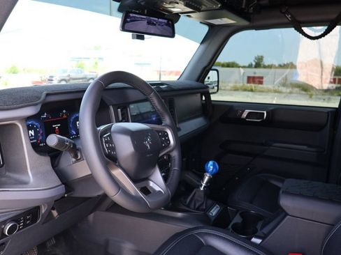 Used 2025 Ford Bronco Badlands AWD/4WD image 13