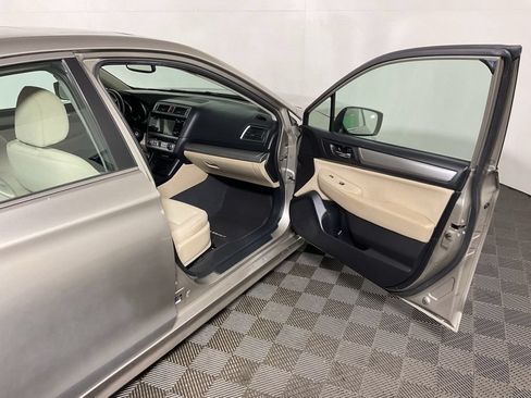 Used 2016 Subaru Legacy 2.5i Premium AWD/4WD image 37