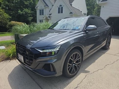 Used 2023 Audi Q8 Prestige w/ Prestige Package AWD/4WD image 15