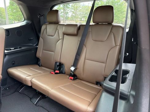 Certified 2022 Kia Telluride SX w/ SX Prestige Package AWD/4WD image 23